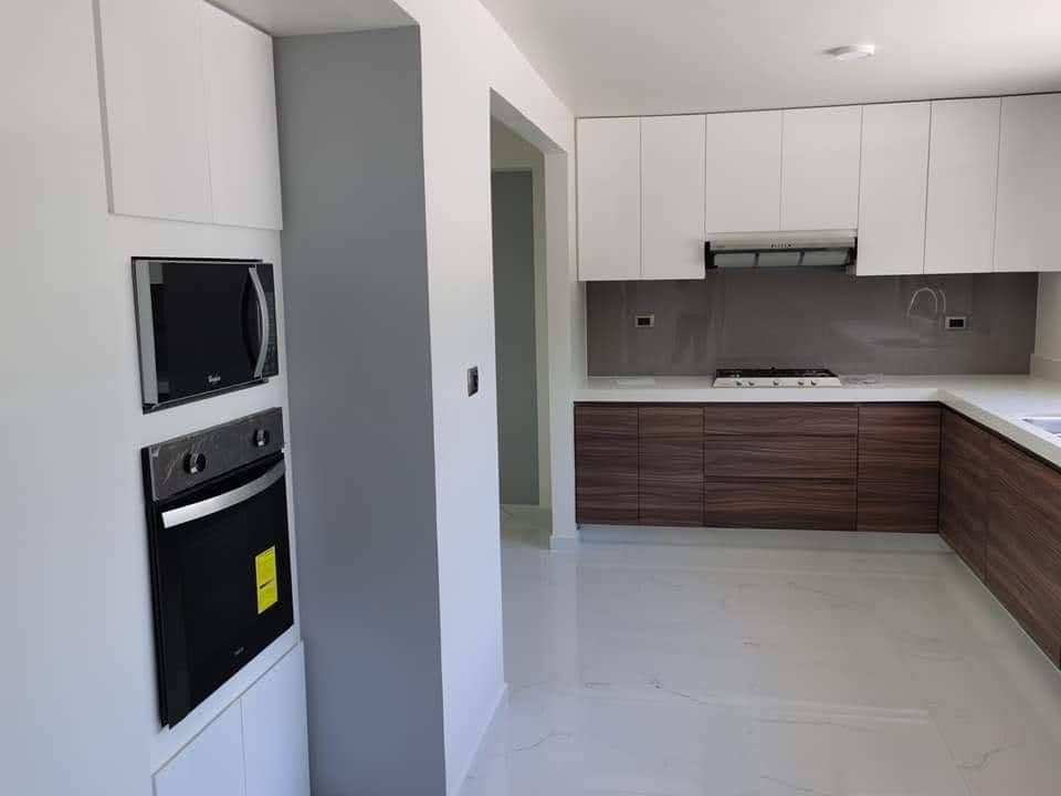Cocina desde el comedor